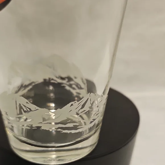 Coors Light NFL Pint Glass - Clear - Picture 3 of 4